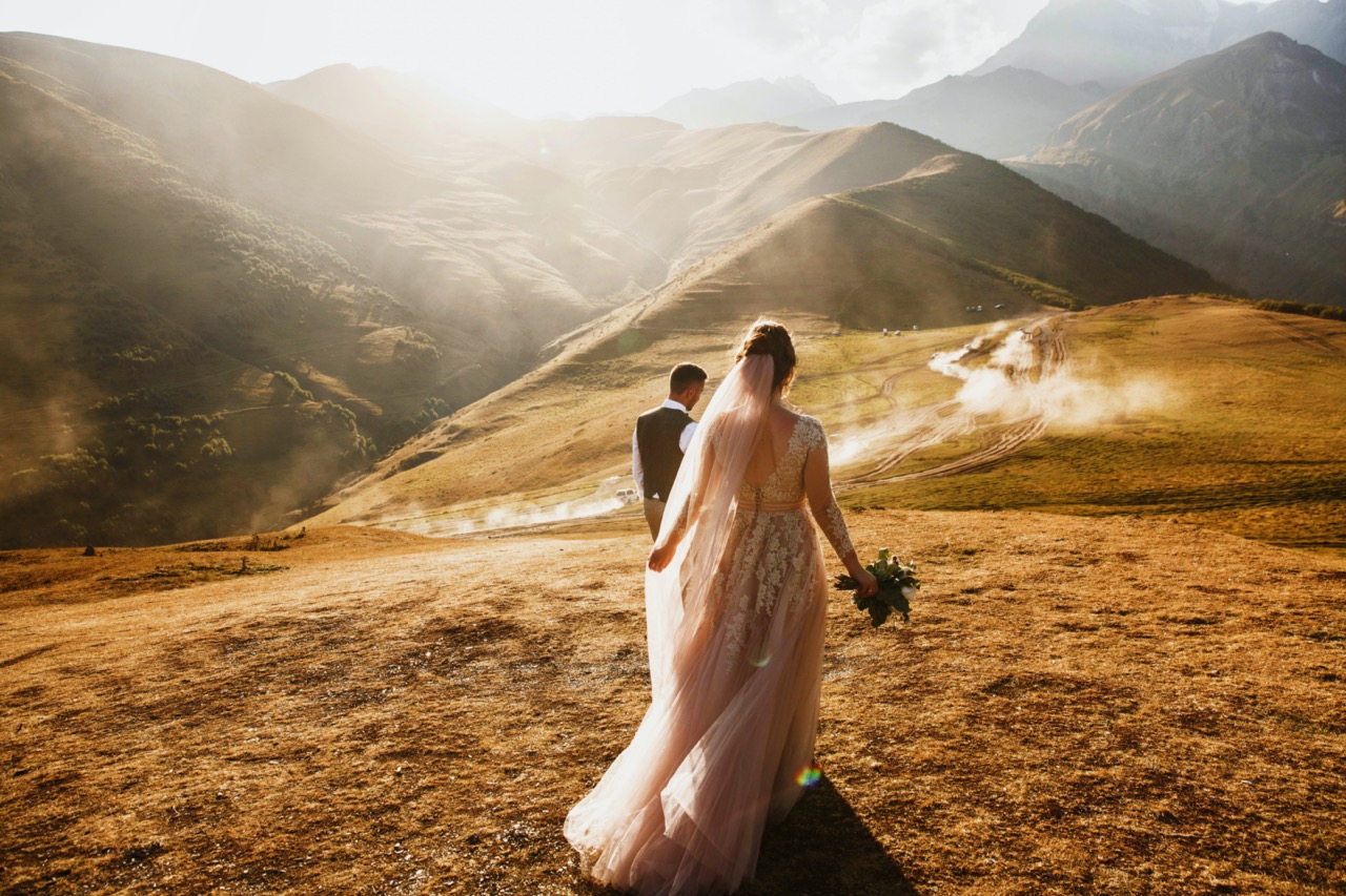 Couple hiking to Georgia mountains