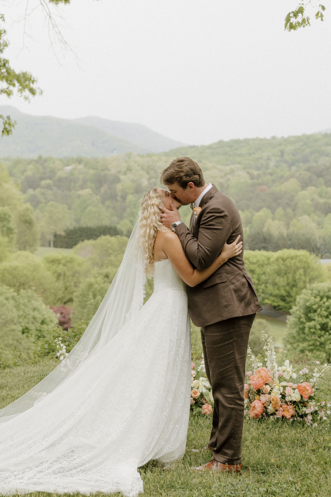 Barton wedding in Beautiful north Georgia mountains in spring