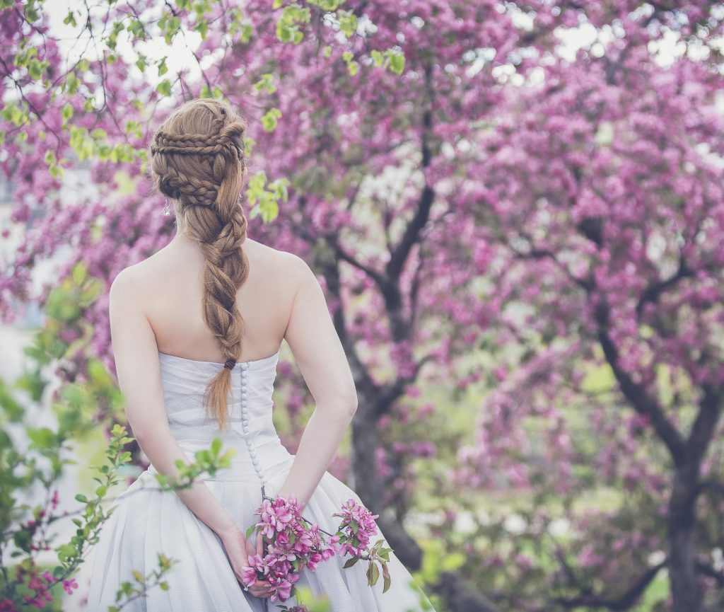 Beautiful Spring wedding in north Georgia mountain blooming trees